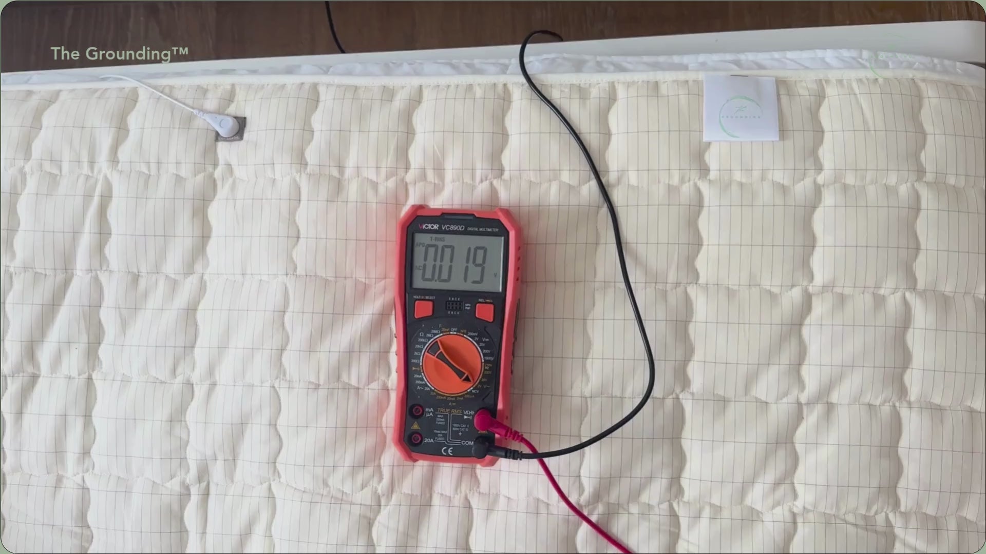 Load video: The Grounding™ Bed Topper Voltage Testing